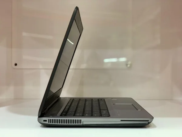 HP ProBook 640 G2 Touch - Intel Core i5 6th Gen - 8GB DDR4 RAM - 256GB SSD - 14.1" Touchscreen HD Display - Intel Graphics - Windows 10 Pro - Silver